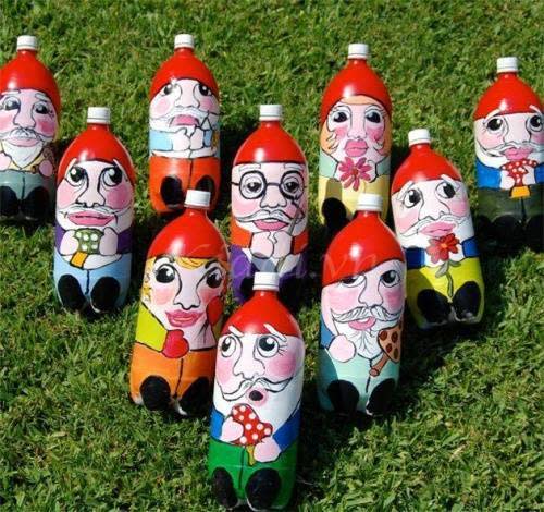 Tận dụng chai nhựa làm đồ chơi cực kì đáng yêu cho bé