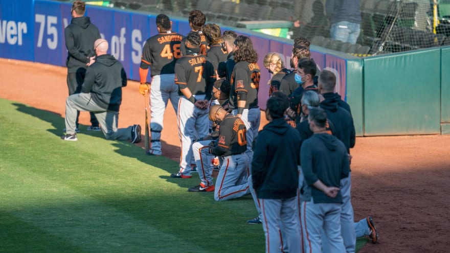 Mlb Fires Back At Fan Complaints About Giants Kneeling During Anthem Yardbarker
