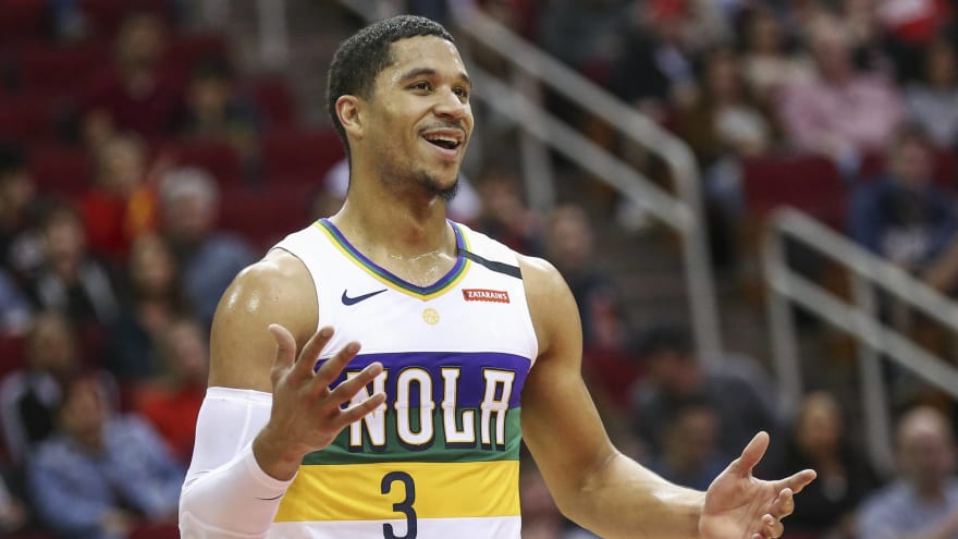 Rihanna Trolls Josh Hart In Instagram Comment Over Big Dunk Yardbarker