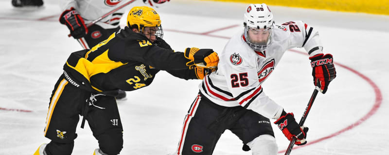 College Hockey Breaking News Rumors Highlights Yardbarker