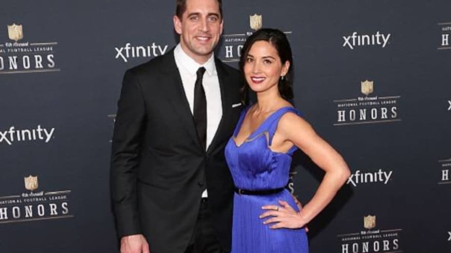 Aaron Rodgers Girlfriend Olivia Munn Reportedly On The Rocks Yardbarker