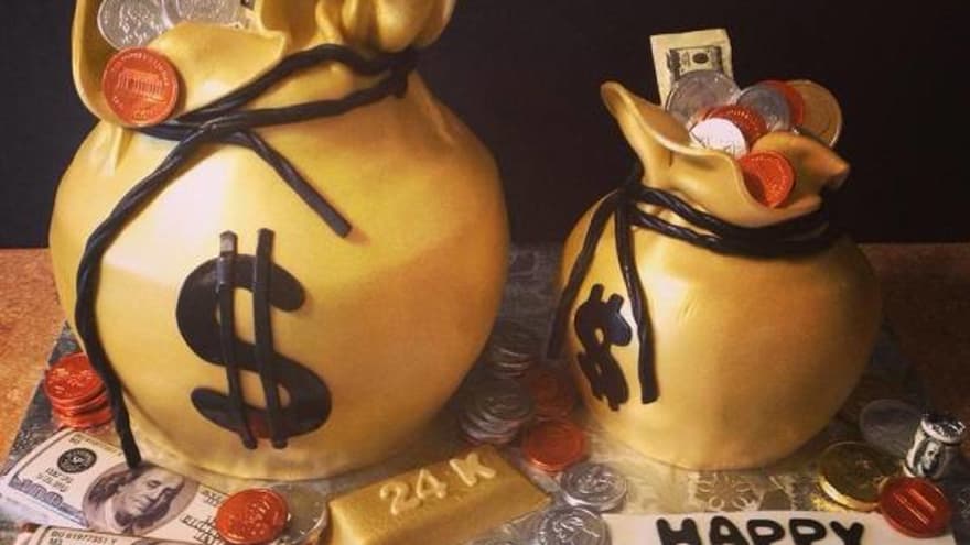 Johnny Manziel Got Huge Money Cake For His Birthday Yardbarker