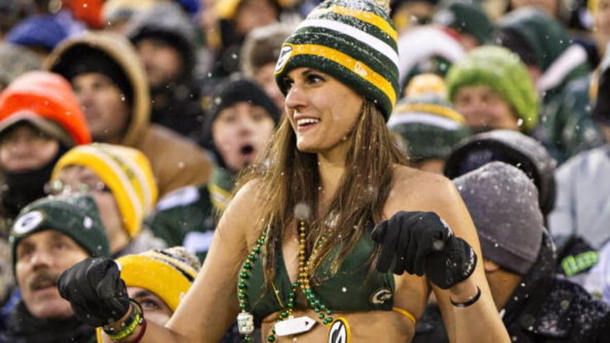 Packers Fan Complains About Bras On Jumbotron Yardbarker