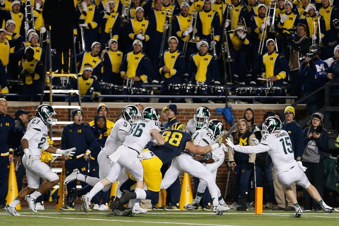 Michigan's punt fail gives Michigan State the win