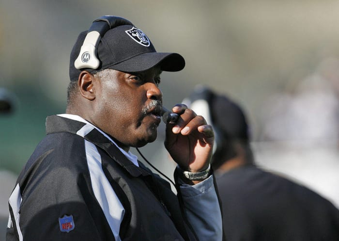 Art Shell becomes NFL's first African-American head coach