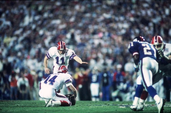 Buffalo Bills: Norwood wide right