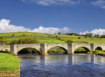 Study Abroad Reviews for API (Academic Programs International): Harlaxton - Gap Year Semester British Studies