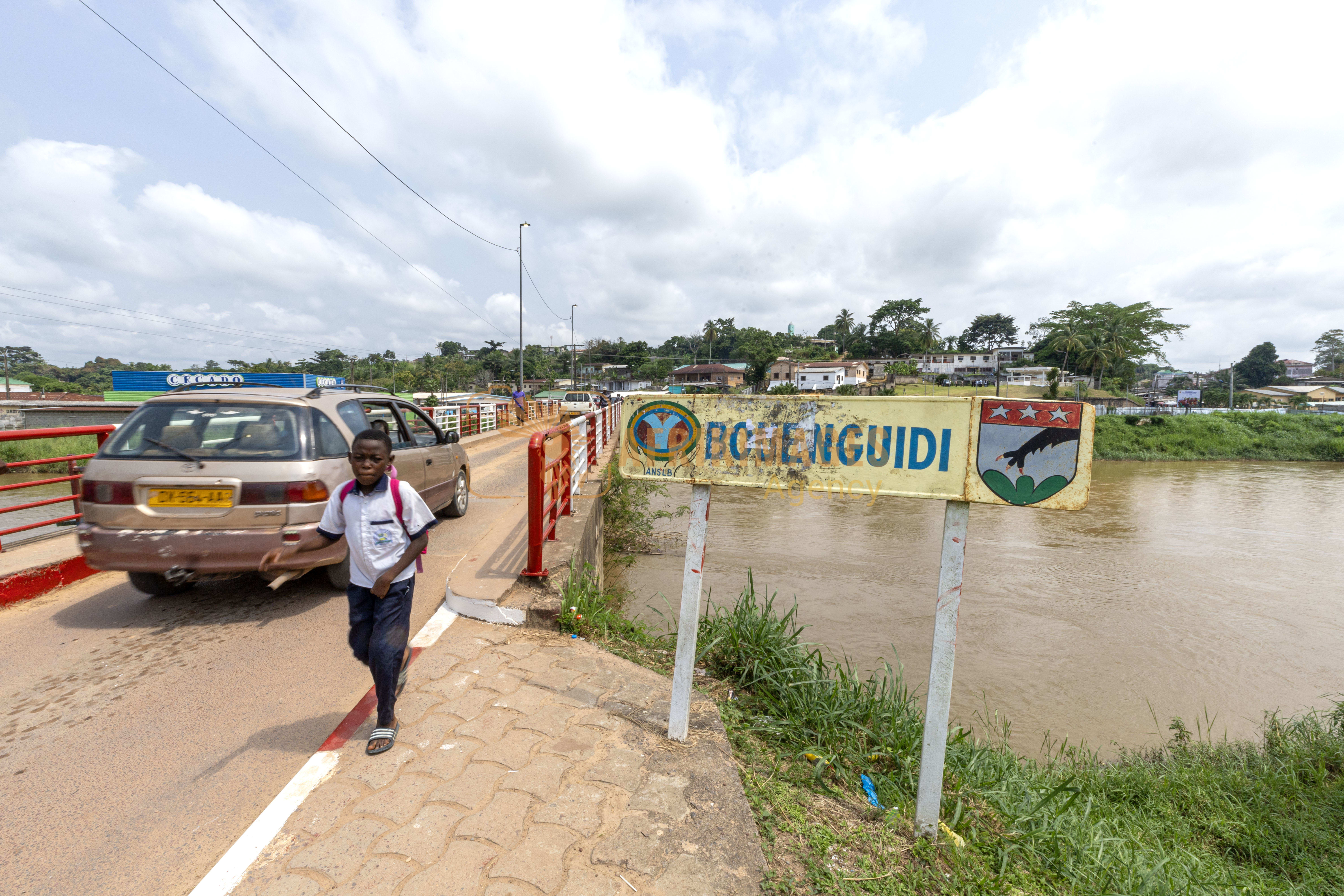 gabon / koulamoutou