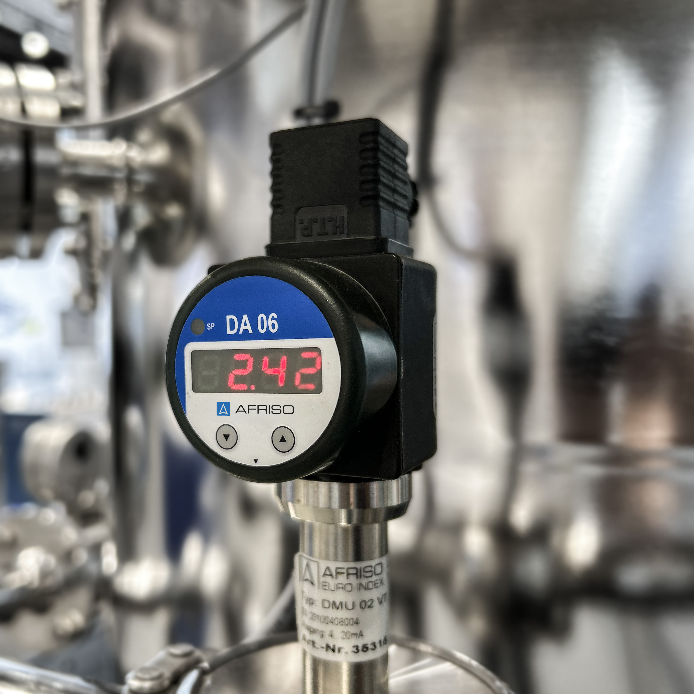 Electronic pressure measuring instruments - AFRISO