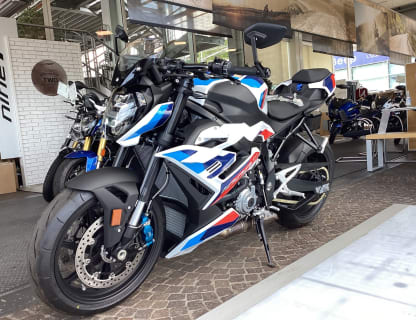 M 1000 R