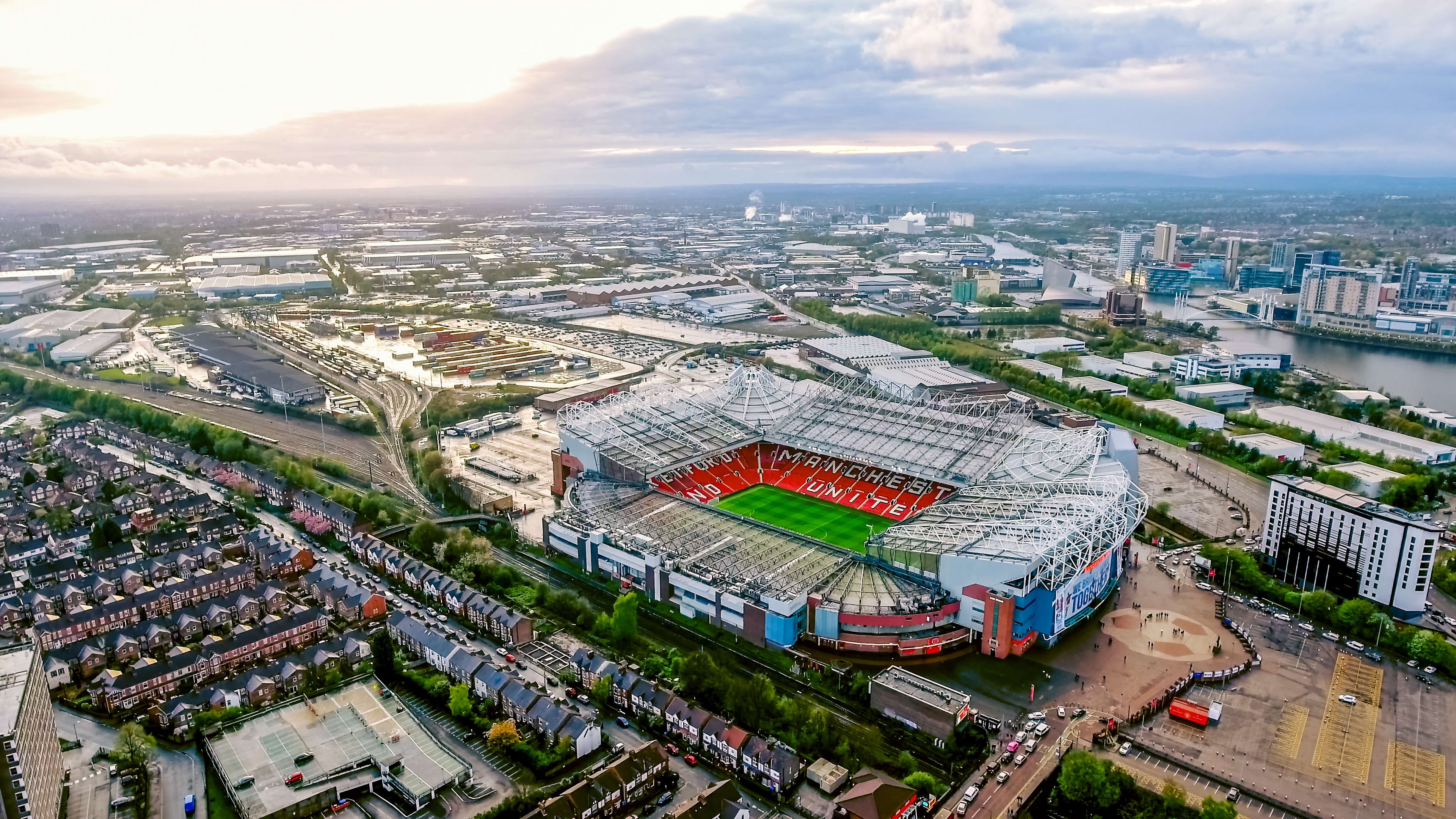 Manchester United Fixtures & Hospitality Guide 2026/27