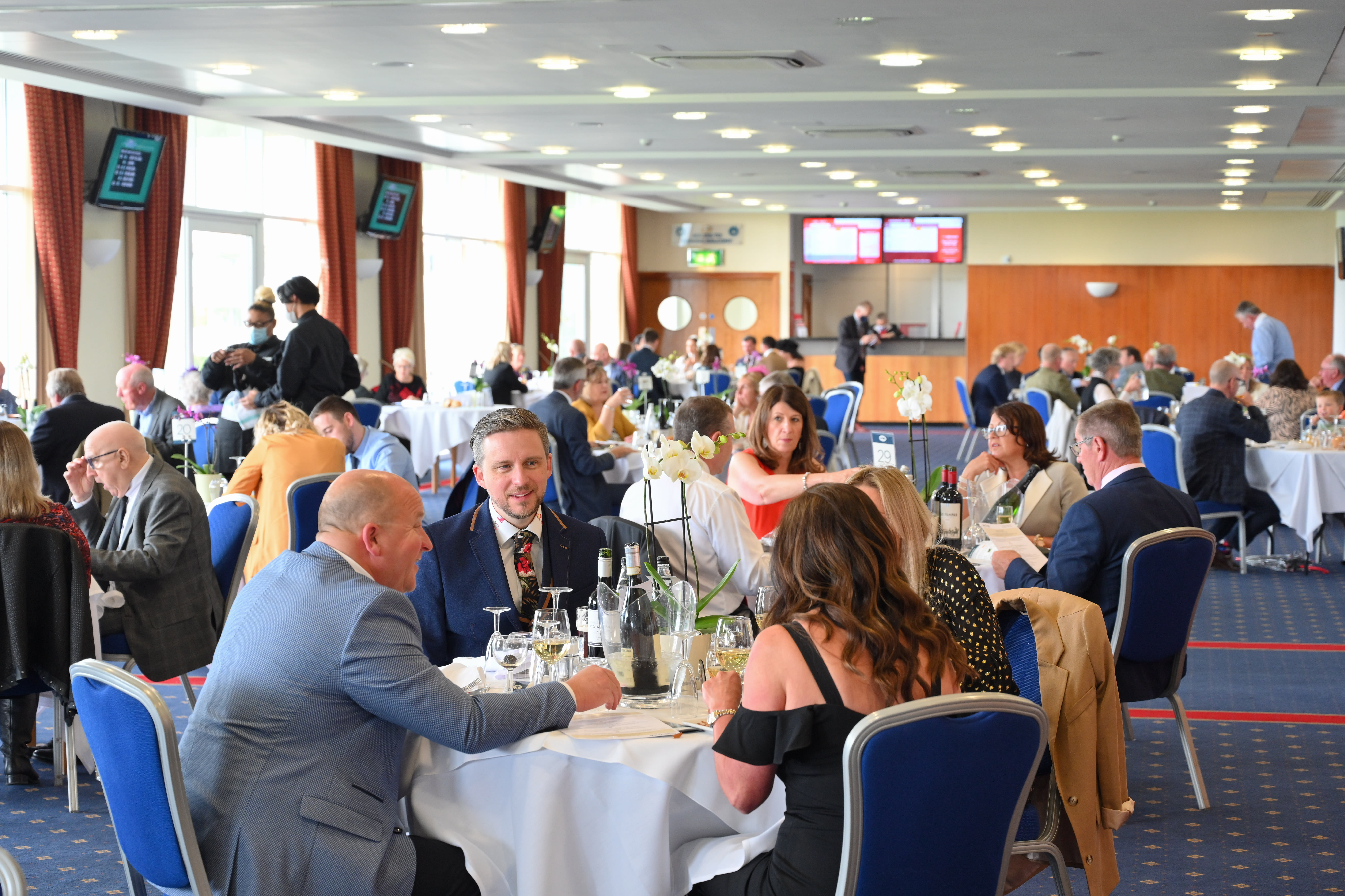 Guests enjoy hospitality in the Voltiguer Restaurant