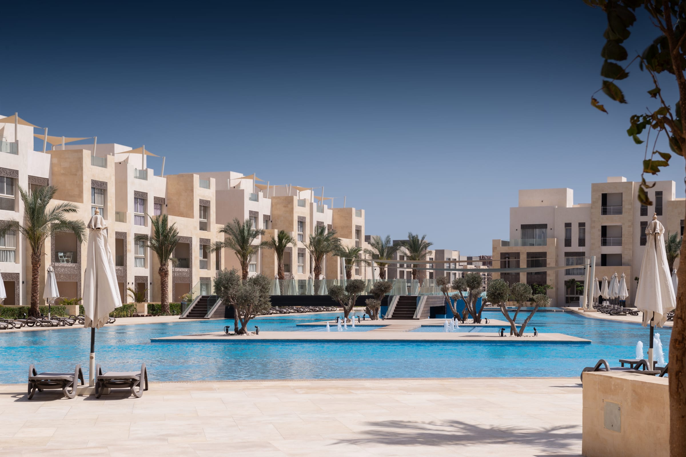 Waterfront & Groovy 2 BDR @ Mangroovy | Free Pool & Beach Access — Apartment in Mangroovy Beach, Kite Center Road, Hurghada, Egypt, El Gouna, Egypt — photo 18