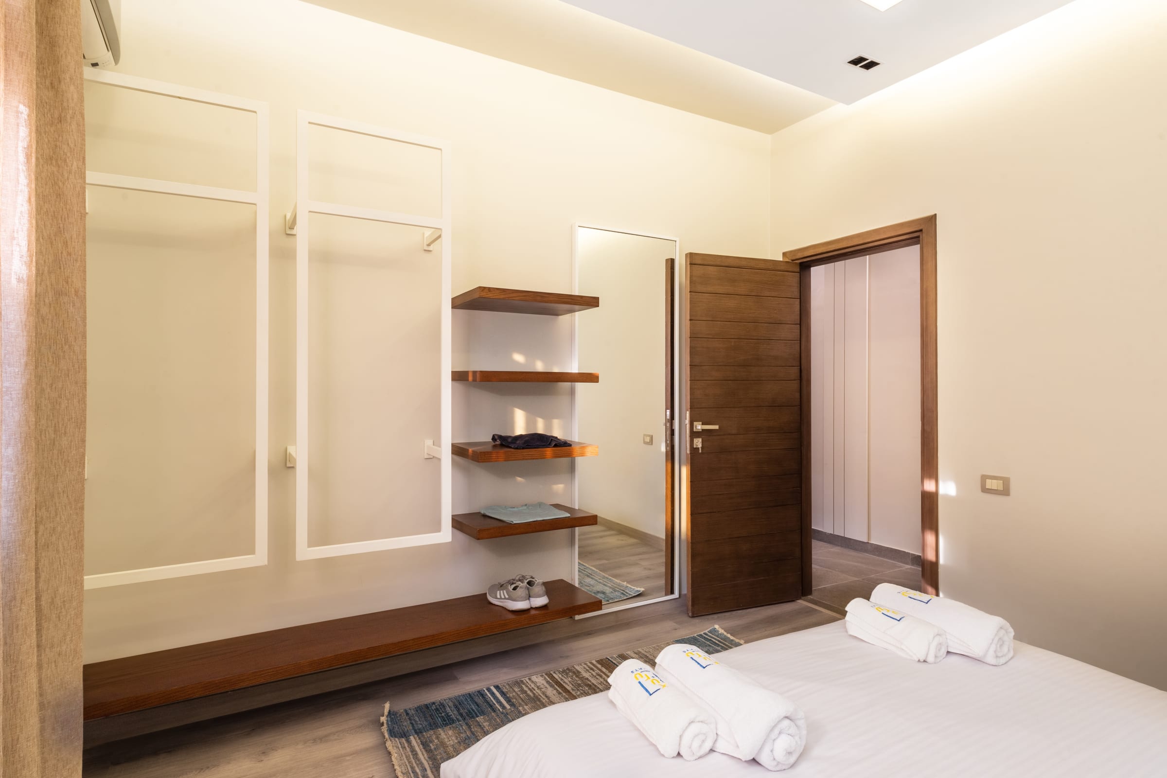 The Sleek & Ritzy 2 BDR | 15 min from CAI Airpt. — Apartment in 6 Al Nakhil new cairo, Cairo, Egypt — photo 18