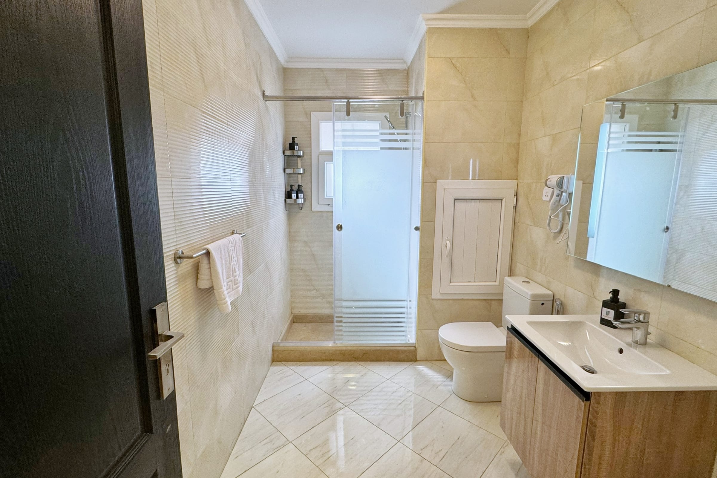 Calm & Classy 2BR - 5 min to Airport — Apartment in Plot 1258 El-Nasr Rd, Sheraton Al Matar, El Nozha, Cairo Governorate 11799, Egypt, Cairo, Egypt — photo 35