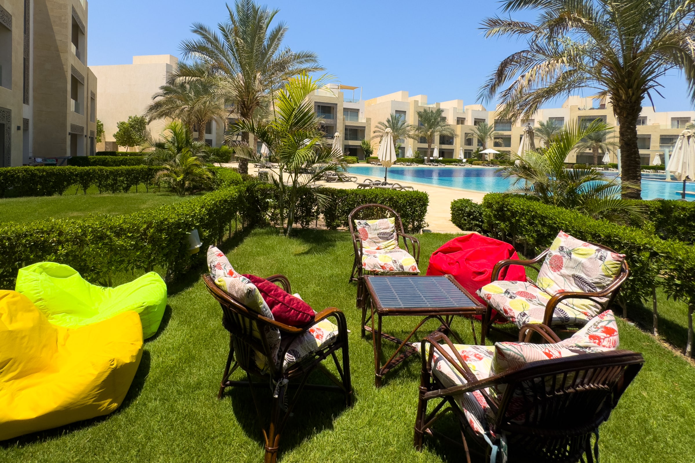 Staggering & Soothing 2 BDR w/ Pool View |Free Pool & Beach Access — Apartment in Mangroovy Residence, El Gouna, Egypt — photo 7