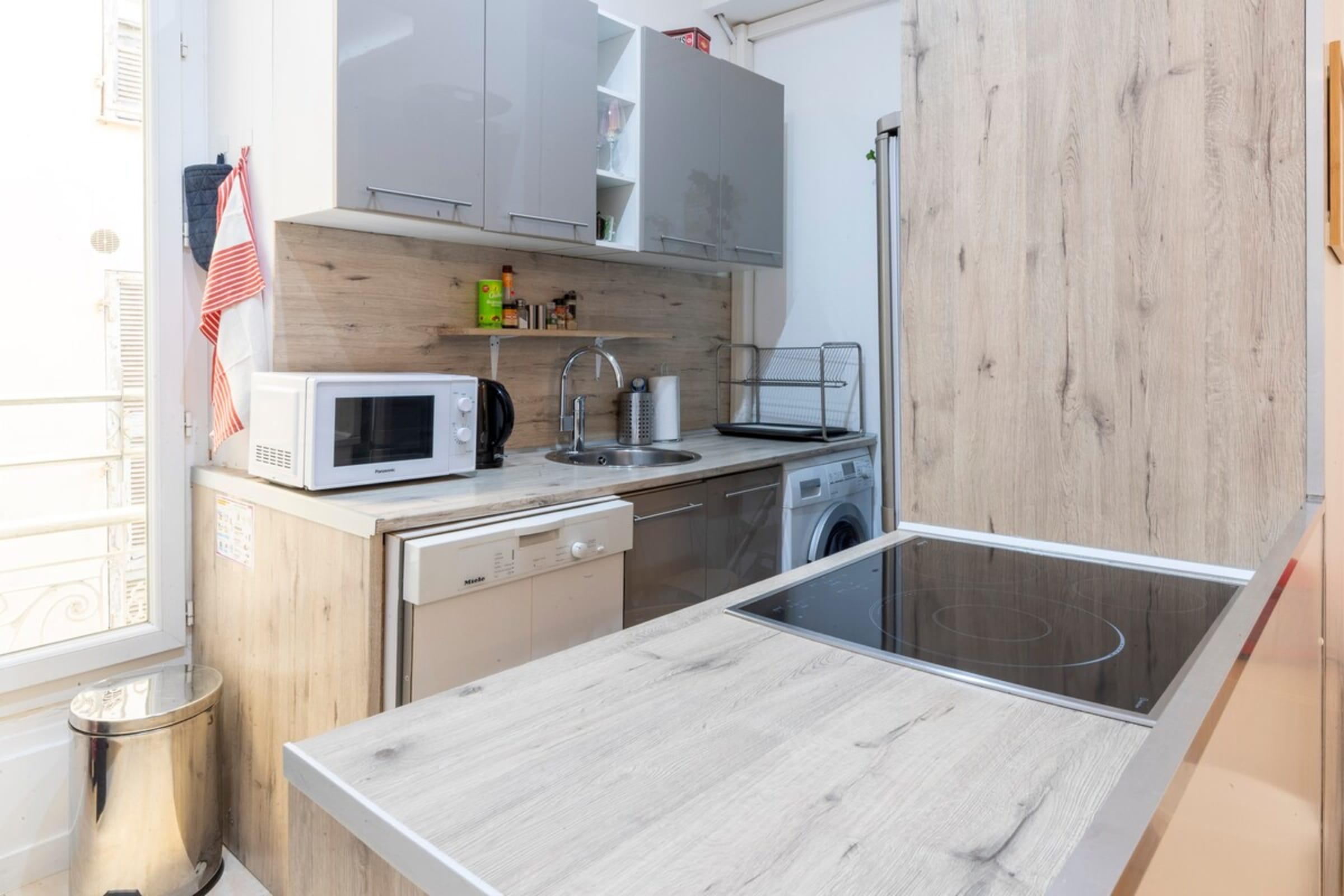 T5 10P NICE WC - BIG Flat