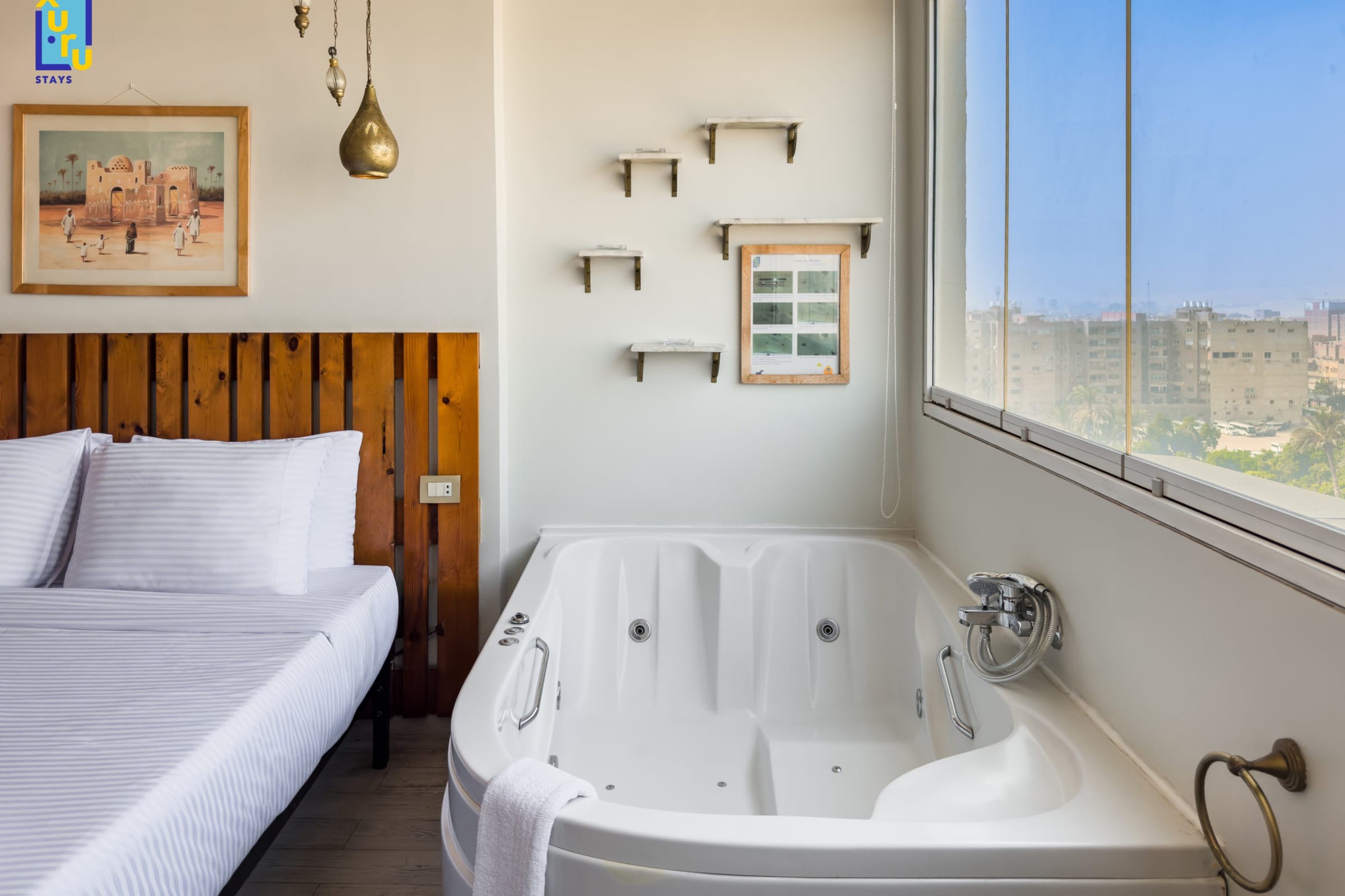 Jacuzzi Studio By The Historic Pyramids (Apt.2) — Studio in Building number 3, Mohammadi ghounaim St, from Amira Fadia St , ( el sout wel dou') Nazlit al Semaan, Giza, Egypt — photo 11