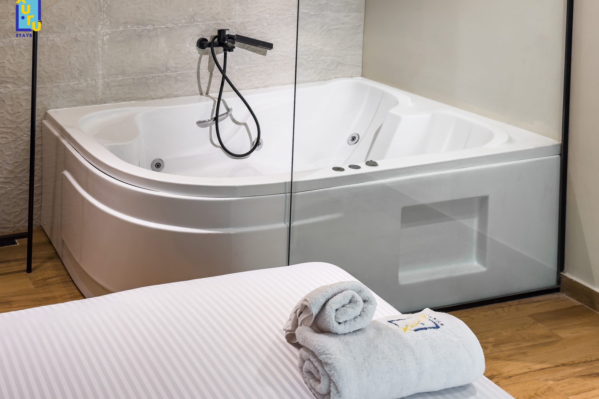 The 2BDR Layover Lounge w/ Jacuzzi 5min to CAI Airport — Apartment in Ankara St. (Heliopolis Rock), Building 3, Apartment 204, Cairo, Egypt — photo 12