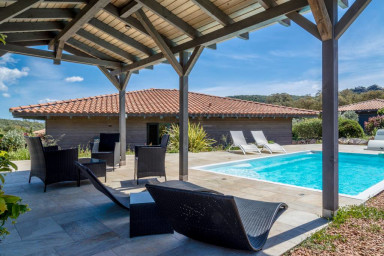 Belle Villa Les Figuiers Avec Piscine En Corse Du S Entre