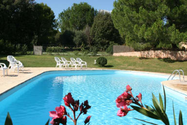 Lou Petarel, Charming  house with shared pool, nature an calm in Provence