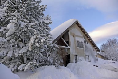 the residence Les Balcons de la Meije in winter