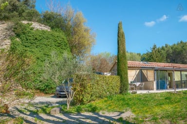 Private parking and garden