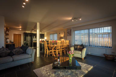 Living & Dining area