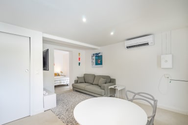 Giovannina N°2 par Dodo à Cassis