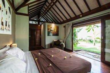 Villa Bora Bora | 5 bedroom private luxury villa in Berawa Canggu