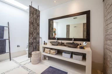 Private en-suite bathroom of the 3rd bedroom