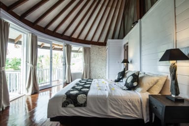 Villa Bora Bora | 5 bedroom private luxury villa in Berawa Canggu