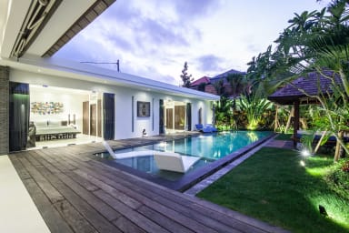 Villa Jago | 3 bedroom private luxury villa rental in Seminyak Bali