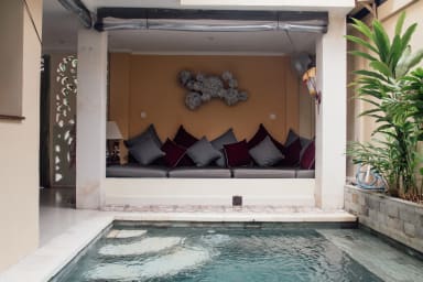 Studio Sami Luwih (Bawa) | Private apartment in Seminyak with shared pool