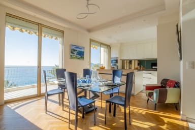 3-Br apartment, exceptional sea view, by the beaches