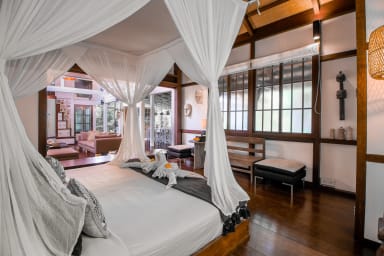 Villa Sembunyi | 5 bedroom private luxury villa rental next to Seminyak Bali