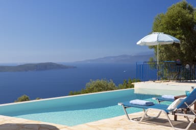 Villas Balcony - Lefkada-Travel