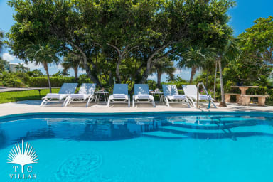 Reef Pearl's private pool.