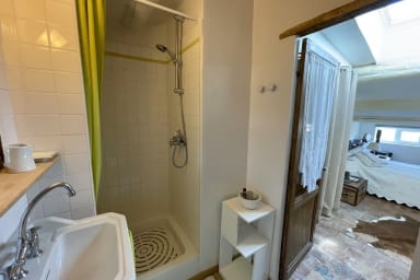 Location saisonnière à Lambesc - Suite 3ème étage - Serenity Rentals