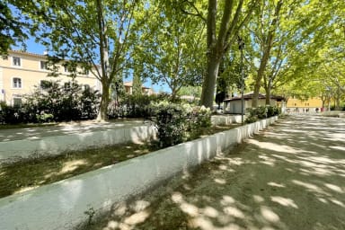 Location saisonnière à Lambesc - Boulodrome - Serenity Rentals