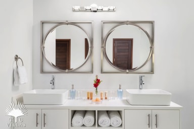 His & her's sinks in Sandpiper's master bathroom.