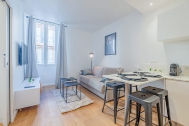 SERRENDY ☆  NEW ☆ 1-bedroom apartment in the city center