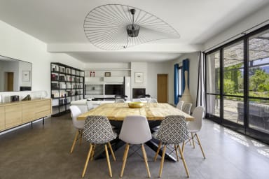 Cosy property to rent in the heart of the Petit Luberon in Lacoste