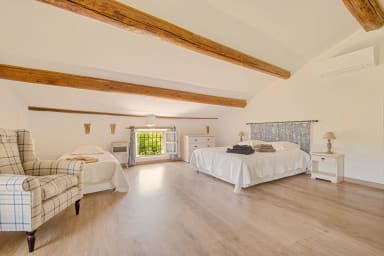 House for rent in Provence