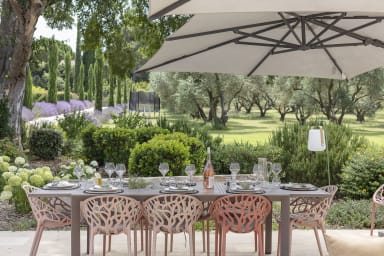 Spacious holiday home in the heart of Provence