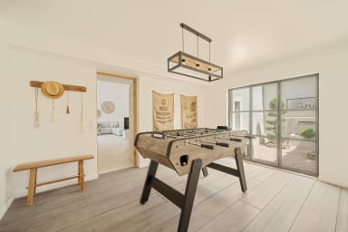 Superb villa for rent in Bonnieux with pool and garden