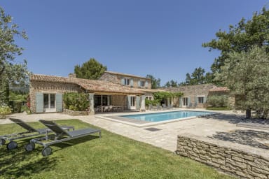 Property for rent in Provence Gordes swimming pool