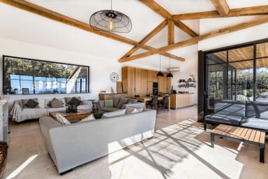 Exceptional quality of life for this villa to rent