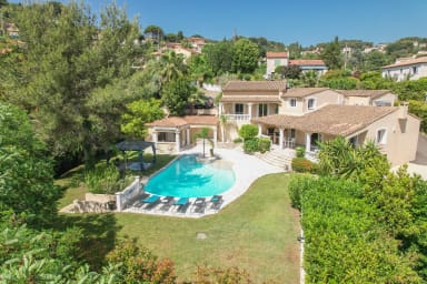 ✹ LITTLE GEM ✹ 330M², Swimming pool and Jacuzzi