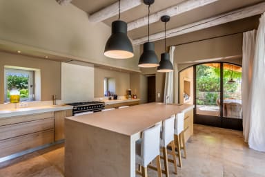 Vacances romantiques au coeur du petit Luberon à Bonnieux